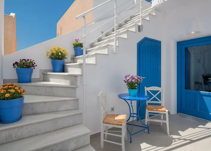 Break Hotel Fira (Santorini)