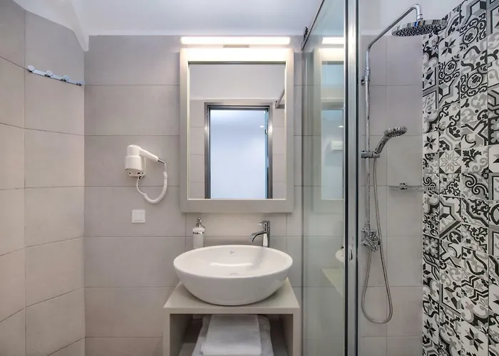 Break Fira (Santorini)